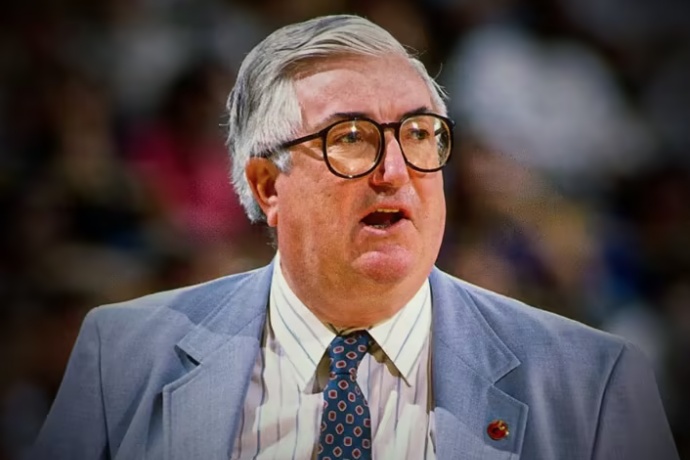 NBA 沉痛悼念前爵士主帅弗兰克・雷登 NBA 沉痛悼念前爵士主帅弗兰克・雷登